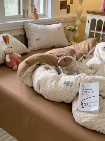 91家纺网 家纺一手货源 找家纺 妖妖家纺 2025新款云感双层纱四件套 花点兔