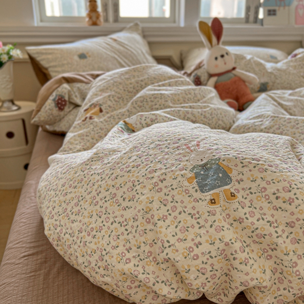 91家纺网 家纺一手货源 找家纺 妖妖家纺 2025新款云感双层纱四件套 花点兔