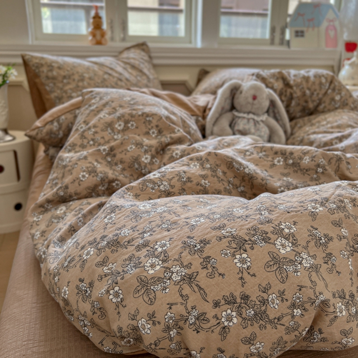 91家纺网 家纺一手货源 找家纺 妖妖家纺 2025新款云感双层纱四件套 花间语