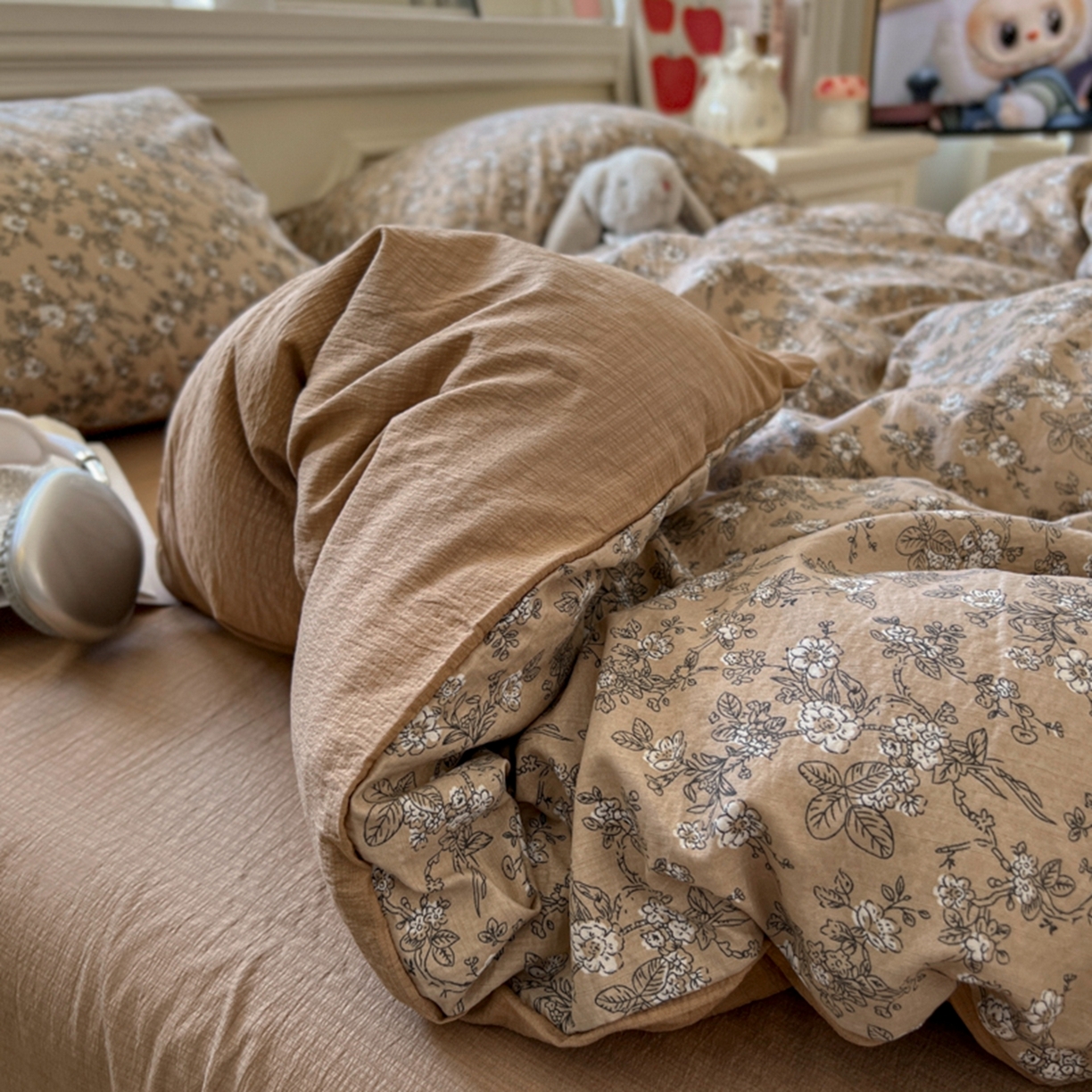 91家纺网 家纺一手货源 找家纺 妖妖家纺 2025新款云感双层纱四件套 花间语