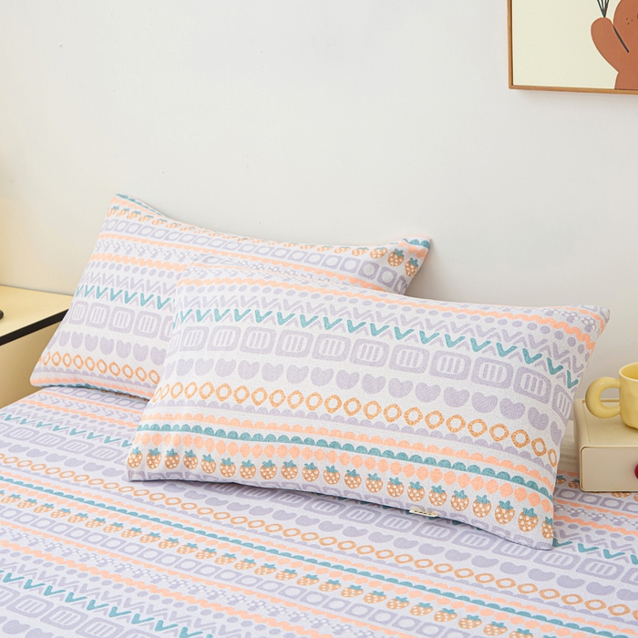 91家纺网 家纺一手货源 找家纺 首爱家纺2025新款工艺款老粗布床单(量大从优) 草莓情