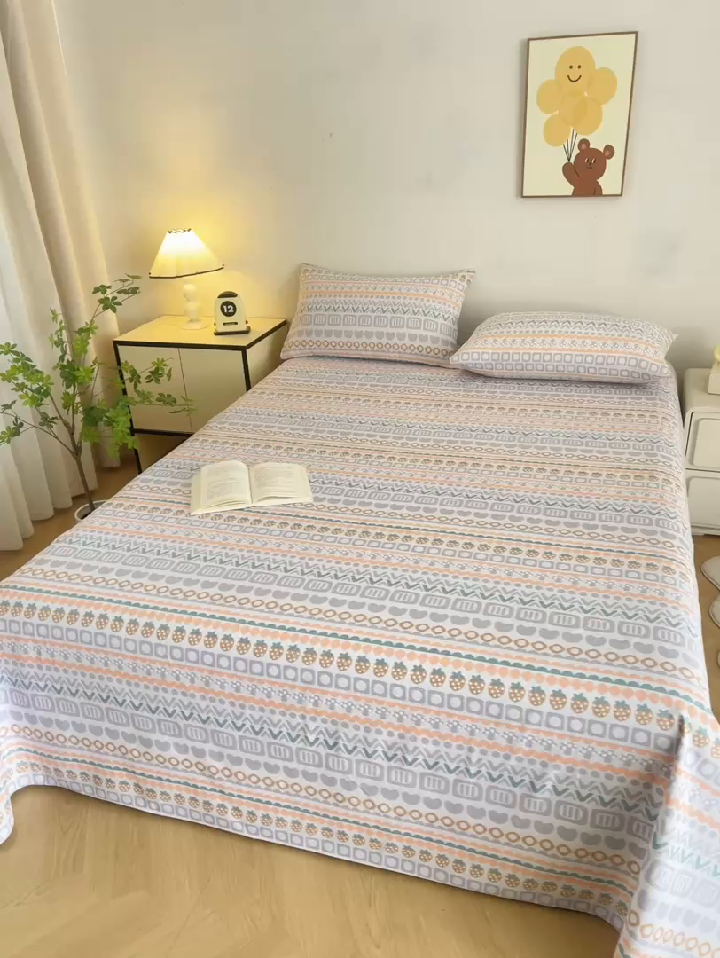 91家纺网 家纺一手货源 找家纺 首爱家纺2025新款工艺款老粗布床单(量大从优) 草莓情