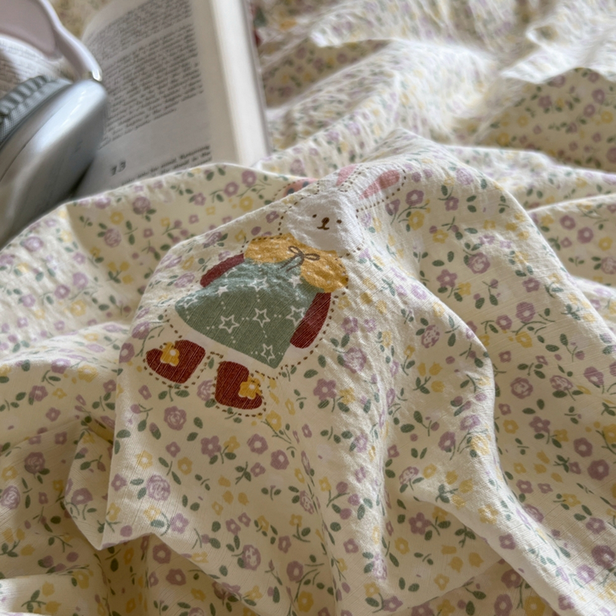 91家纺网 家纺一手货源 找家纺 妖妖家纺 2025新款云感双层纱四件套 花语兔