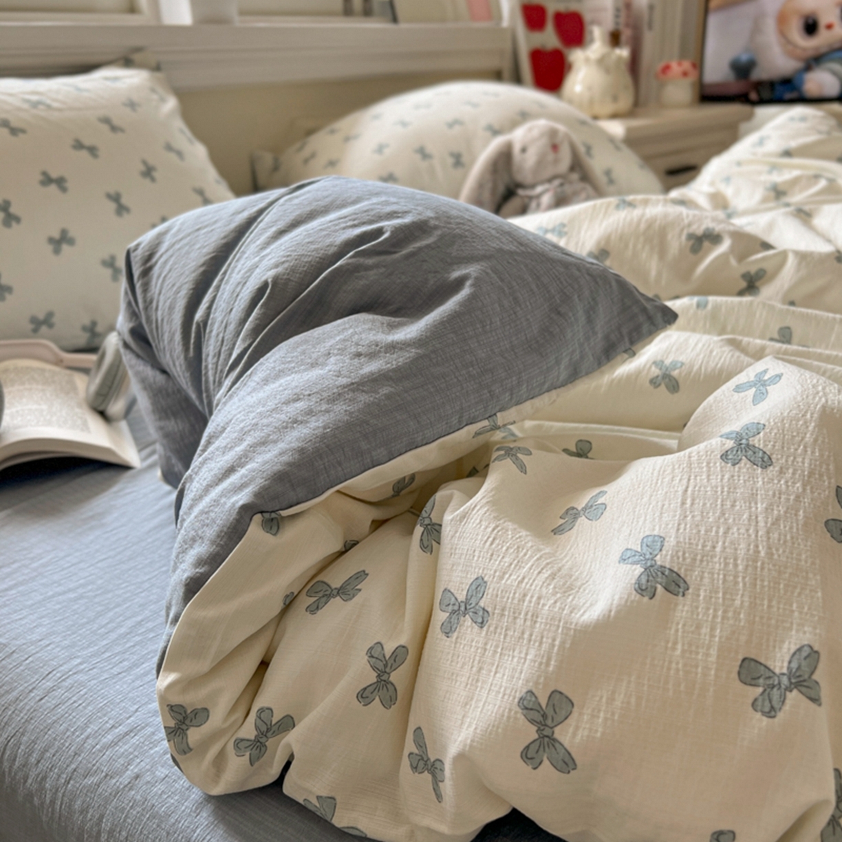 91家纺网 家纺一手货源 找家纺 妖妖家纺 2025新款云感双层纱四件套 蓝结飘飘