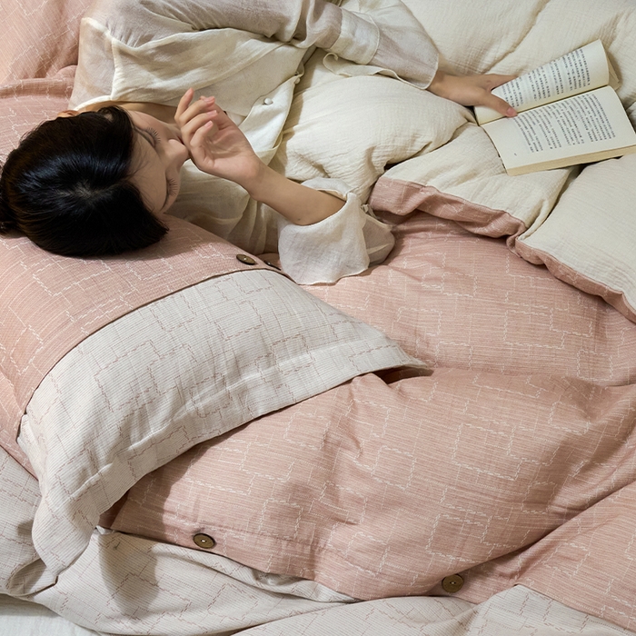 91家纺网 家纺一手货源 找家纺 春皖家纺 2025新款棉麻大提花文艺风四件套 时空-粉