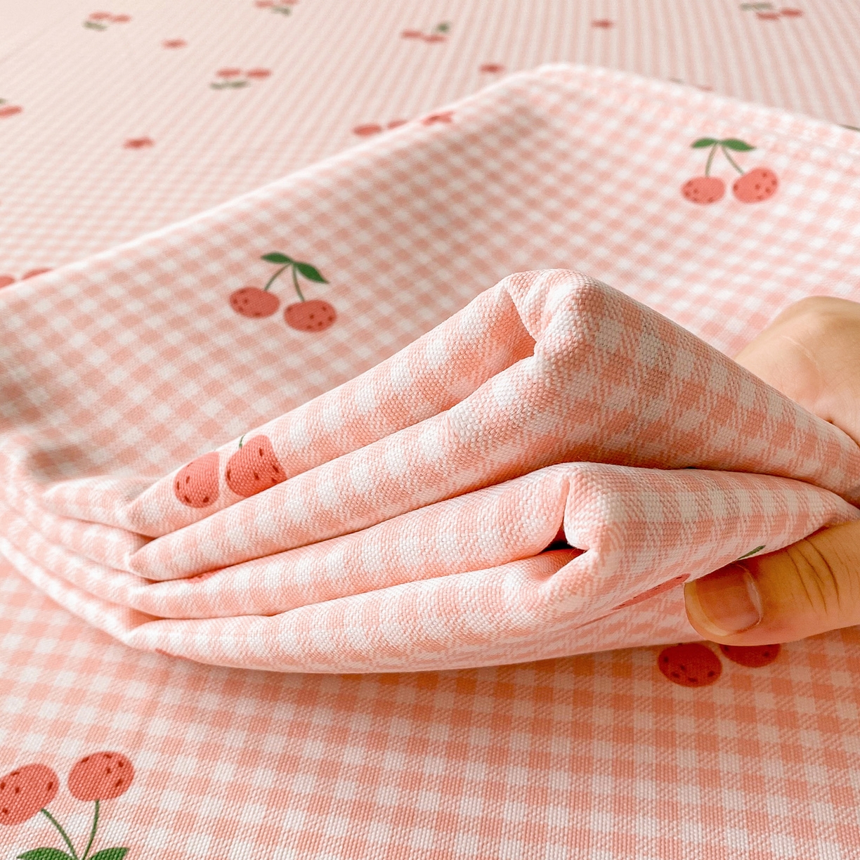 91家纺网 家纺一手货源 找家纺 金泰莱2025新款工艺款老粗布床单(量大从优) 格子樱桃