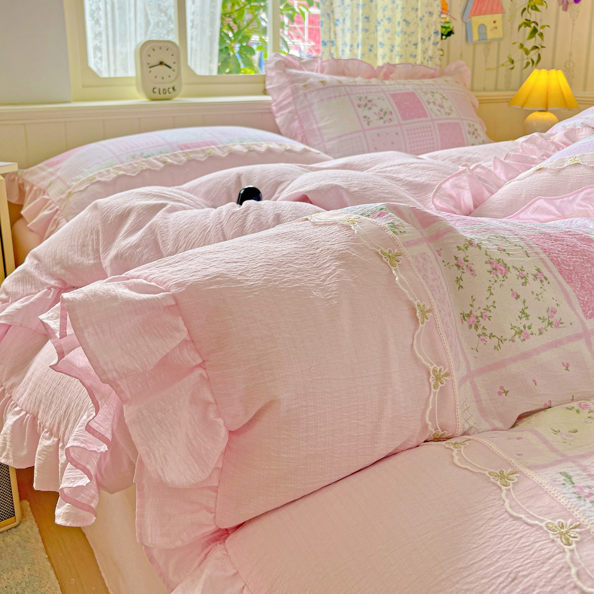 91家纺网 家纺一手货源 找家纺 娜娜 2025新款云感双层纱四件套 博洛花集