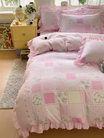 91家纺网 家纺一手货源 找家纺 娜娜 2025新款云感双层纱四件套 博洛花集