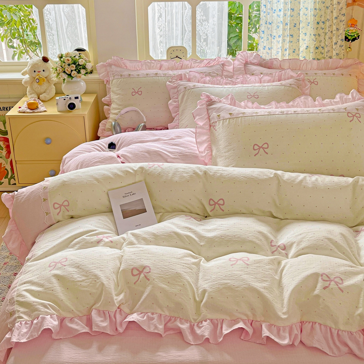 91家纺网 家纺一手货源 找家纺 娜娜 2025新款云感双层纱四件套 蝶轮粉语