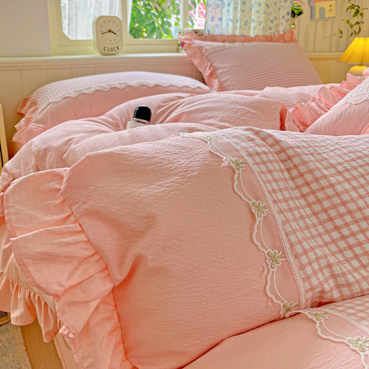 91家纺网 家纺一手货源 找家纺 娜娜 2025新款云感双层纱四件套 花格色谱