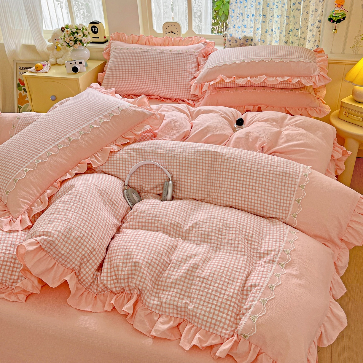 91家纺网 家纺一手货源 找家纺 娜娜 2025新款云感双层纱四件套 花格色谱