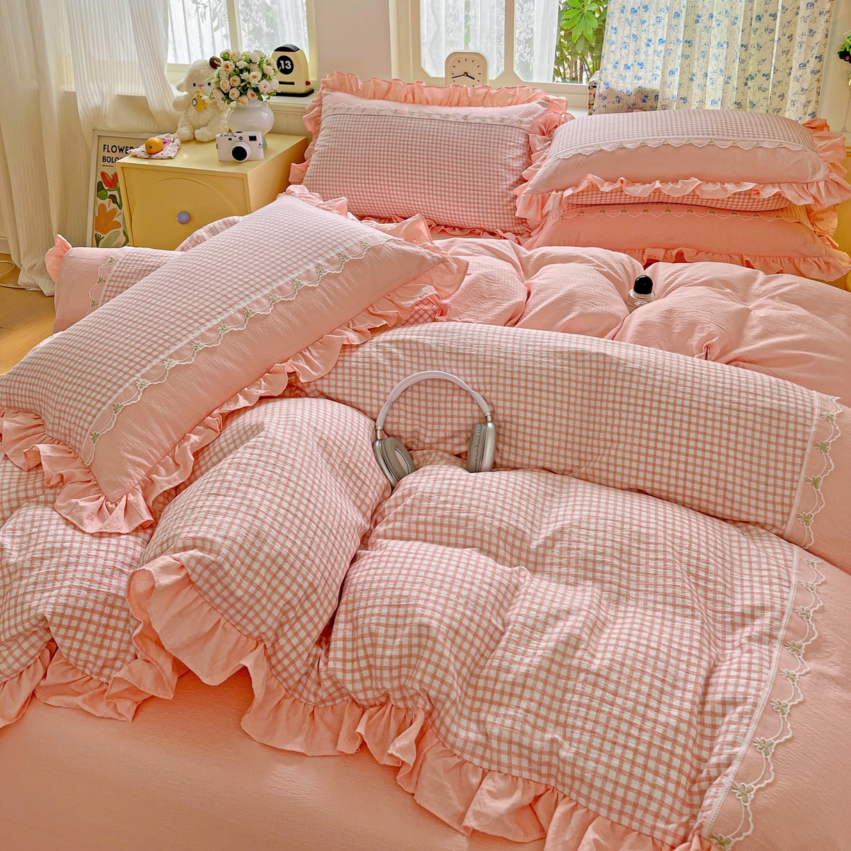 91家纺网 家纺一手货源 找家纺 娜娜 2025新款云感双层纱四件套 花格色谱