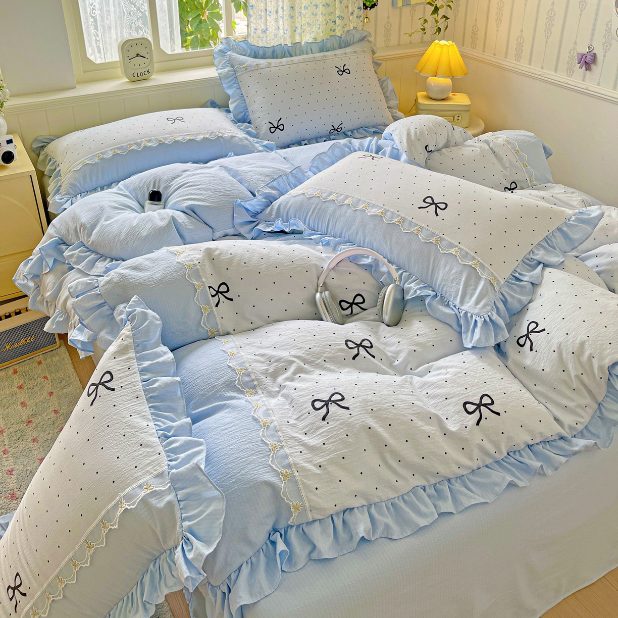 91家纺网 家纺一手货源 找家纺 娜娜 2025新款云感双层纱四件套 蓝蝶波雨