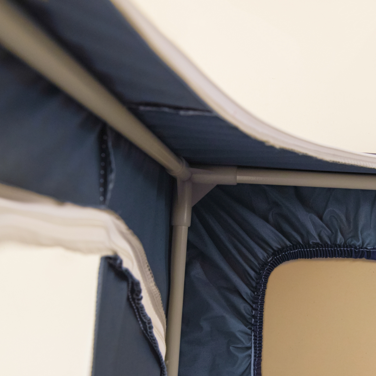 91家纺网 家纺一手货源 找家纺 爱上家居 2025新款学生蚊帐花边款 藏青