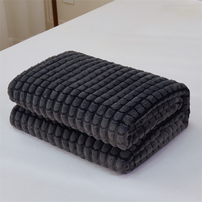 91家纺网 家纺一手货源 找家纺 （总）馨米莱家纺2025新款提花兔毛复合毯