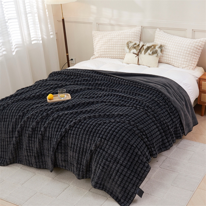 91家纺网 家纺一手货源 找家纺 （总）馨米莱家纺2025新款提花兔毛复合毯