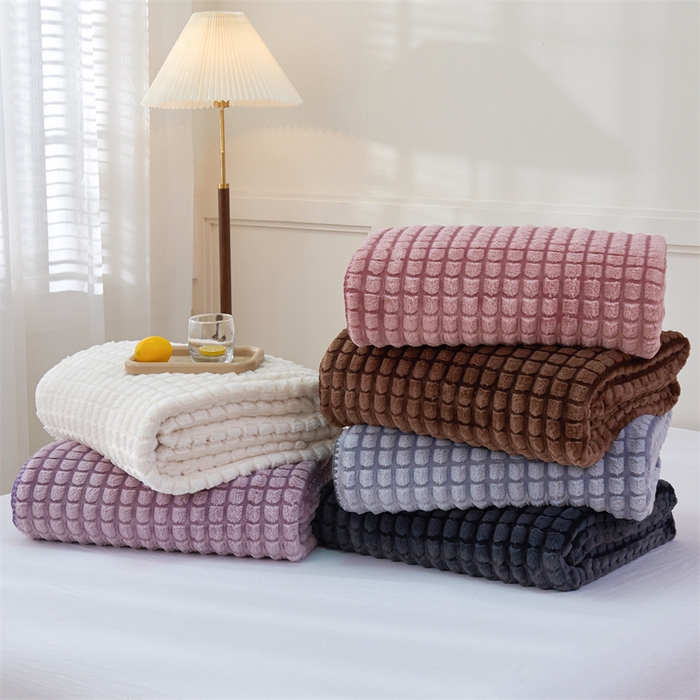 91家纺网 家纺一手货源 找家纺 （总）馨米莱家纺 2025新款全消光牛奶绒毛毯