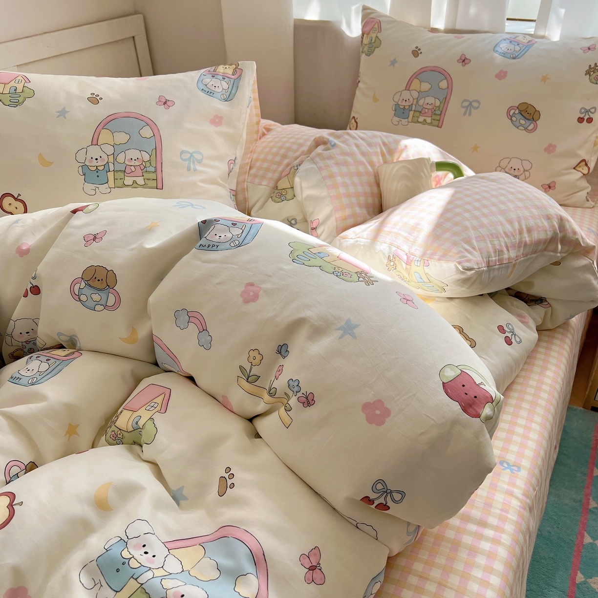 91家纺网 家纺一手货源 找家纺 六巷胡同 2025新款INS卡通减龄可爱风全棉四件套（开学季系列） 动漫派对熊