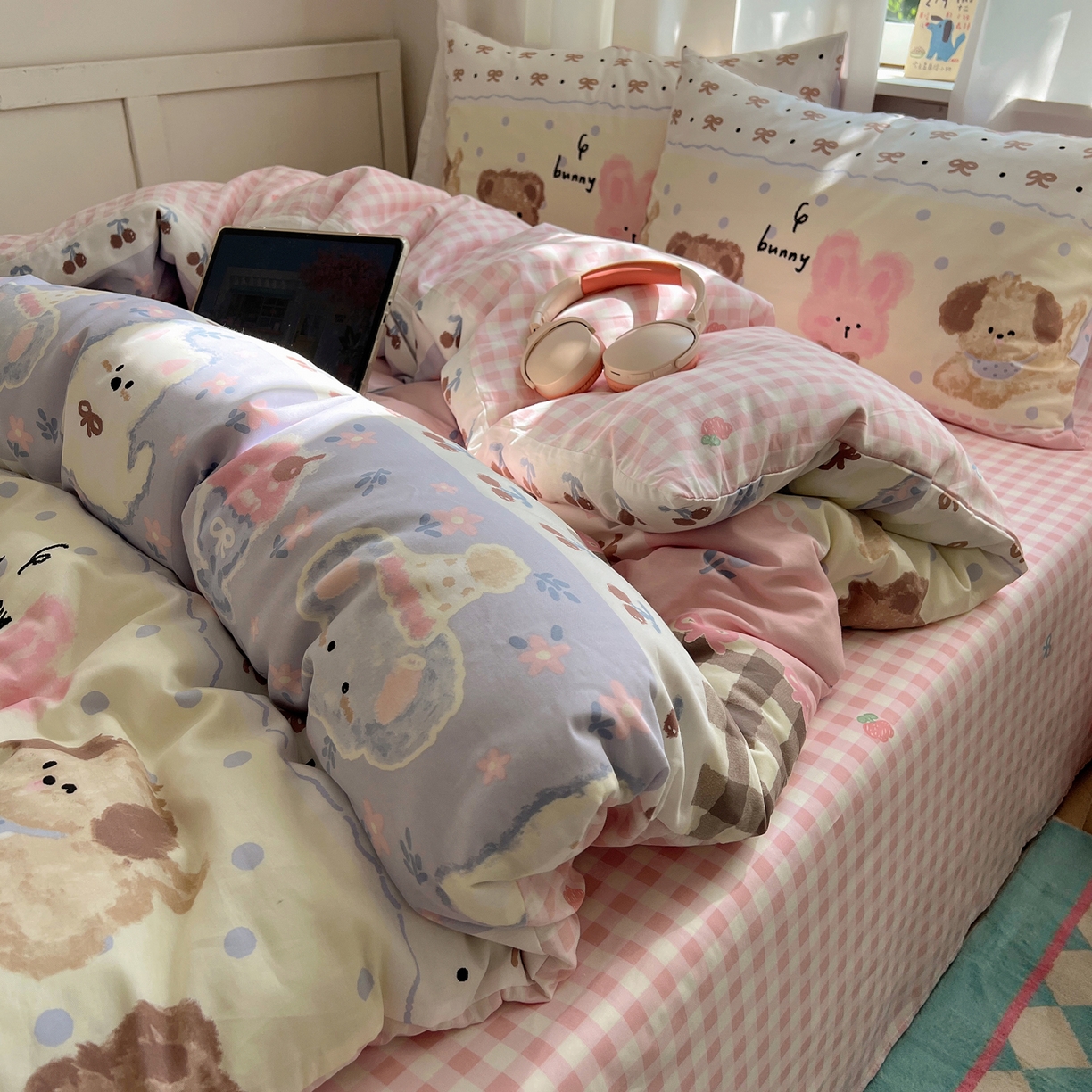 91家纺网 家纺一手货源 找家纺 六巷胡同 2025新款INS卡通减龄可爱风全棉四件套（开学季系列） 涂鸦动物集