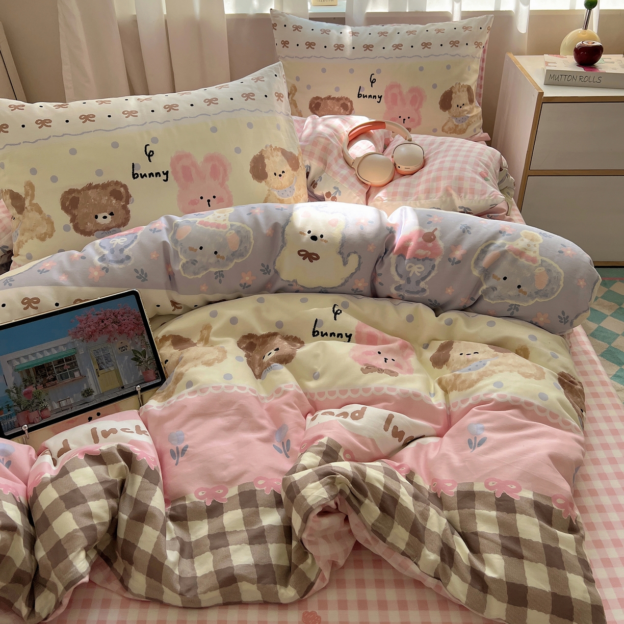 91家纺网 家纺一手货源 找家纺 六巷胡同 2025新款INS卡通减龄可爱风全棉四件套（开学季系列） 涂鸦动物集