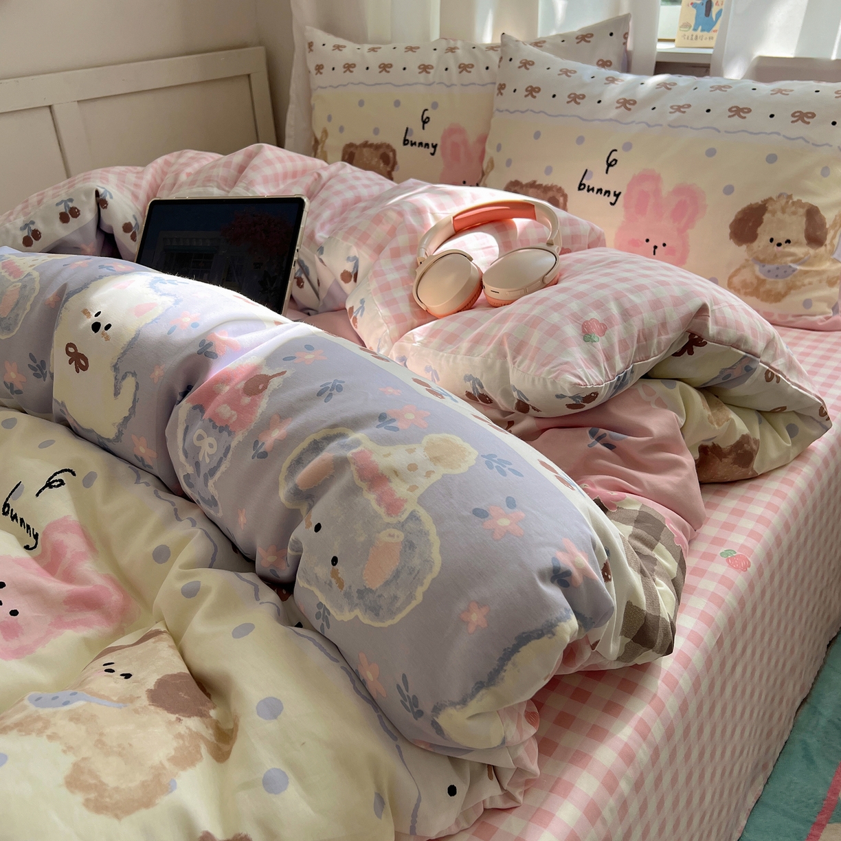 91家纺网 家纺一手货源 找家纺 六巷胡同 2025新款INS卡通减龄可爱风全棉四件套（开学季系列） 涂鸦动物集