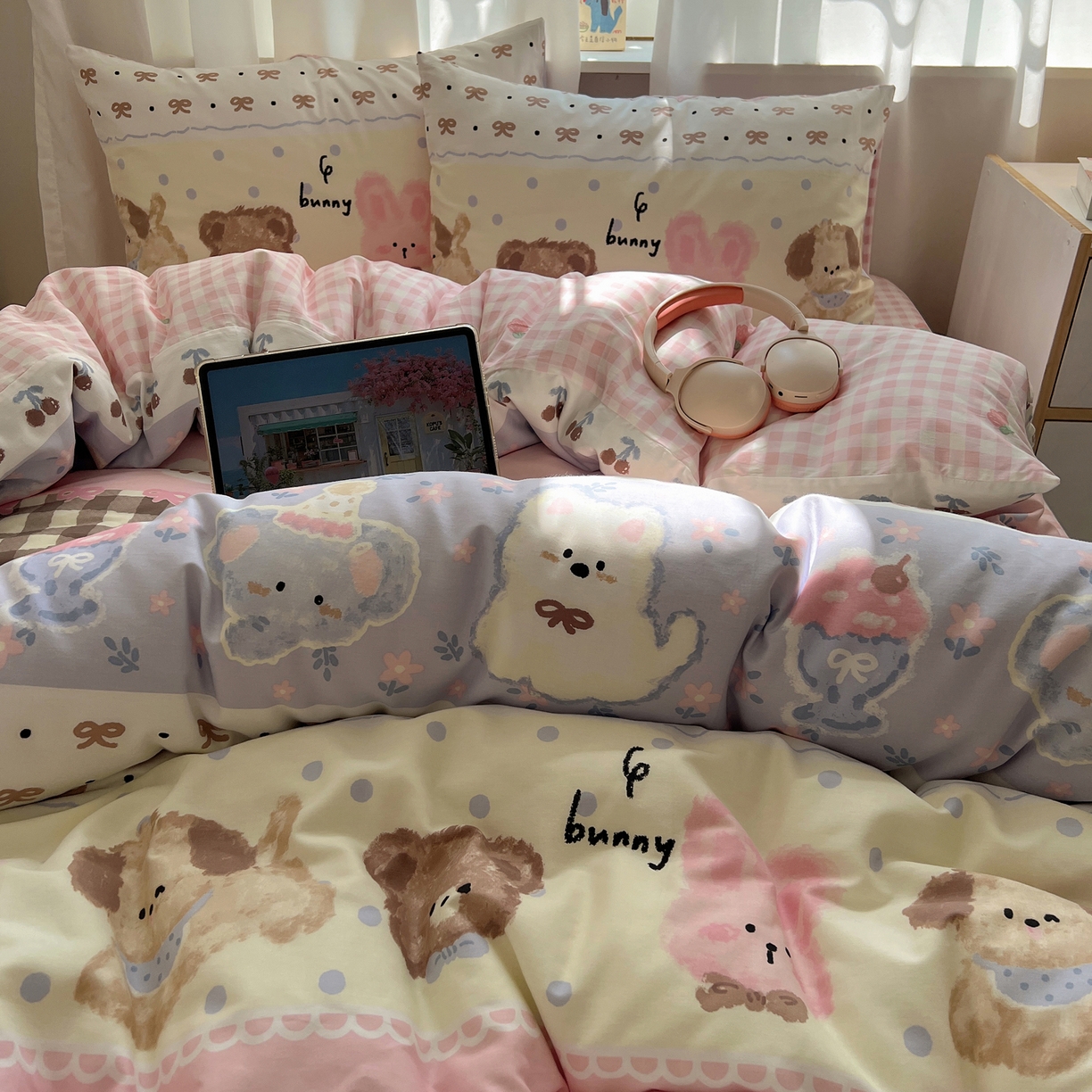 91家纺网 家纺一手货源 找家纺 六巷胡同 2025新款INS卡通减龄可爱风全棉四件套（开学季系列） 涂鸦动物集