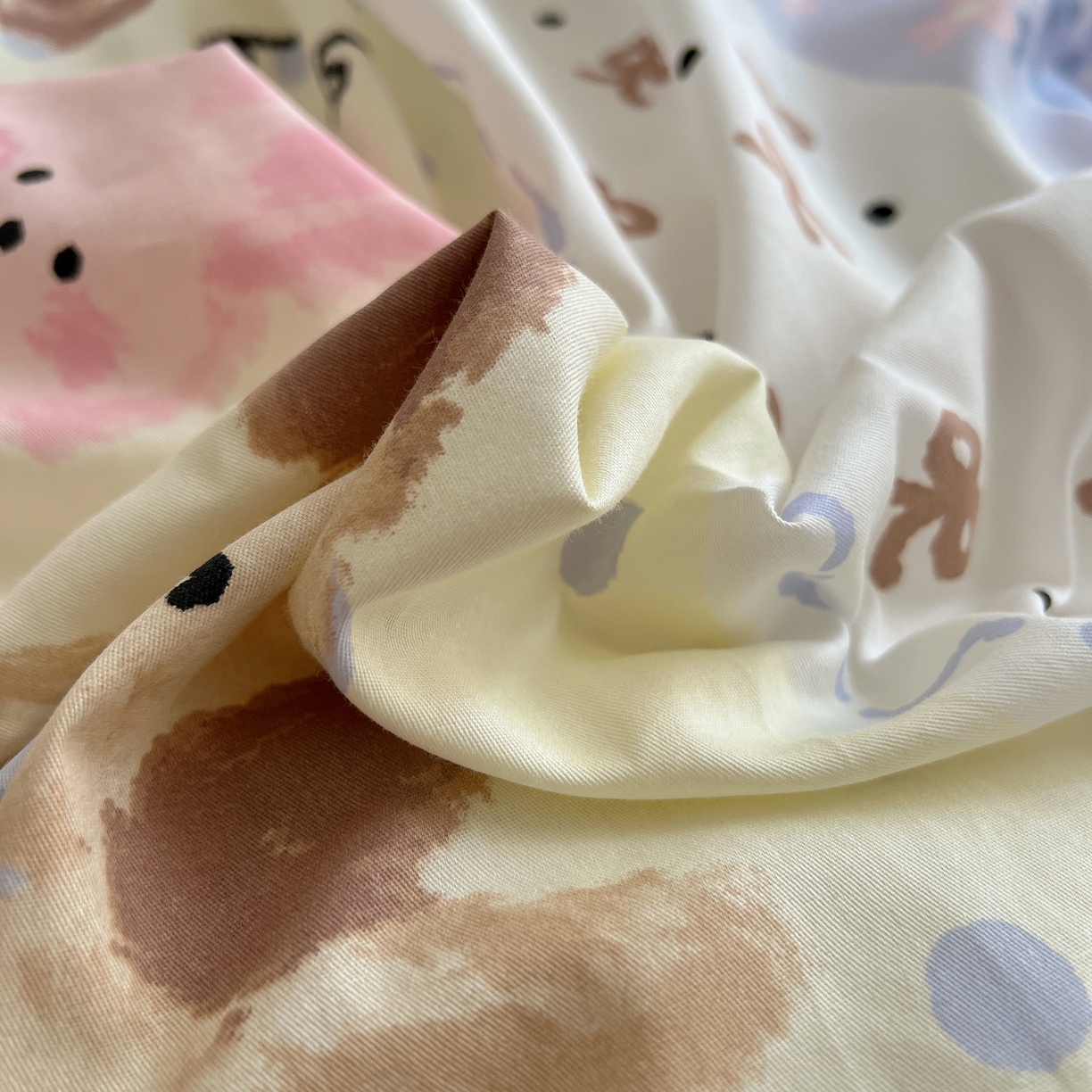 91家纺网 家纺一手货源 找家纺 六巷胡同 2025新款INS卡通减龄可爱风全棉四件套（开学季系列） 涂鸦动物集