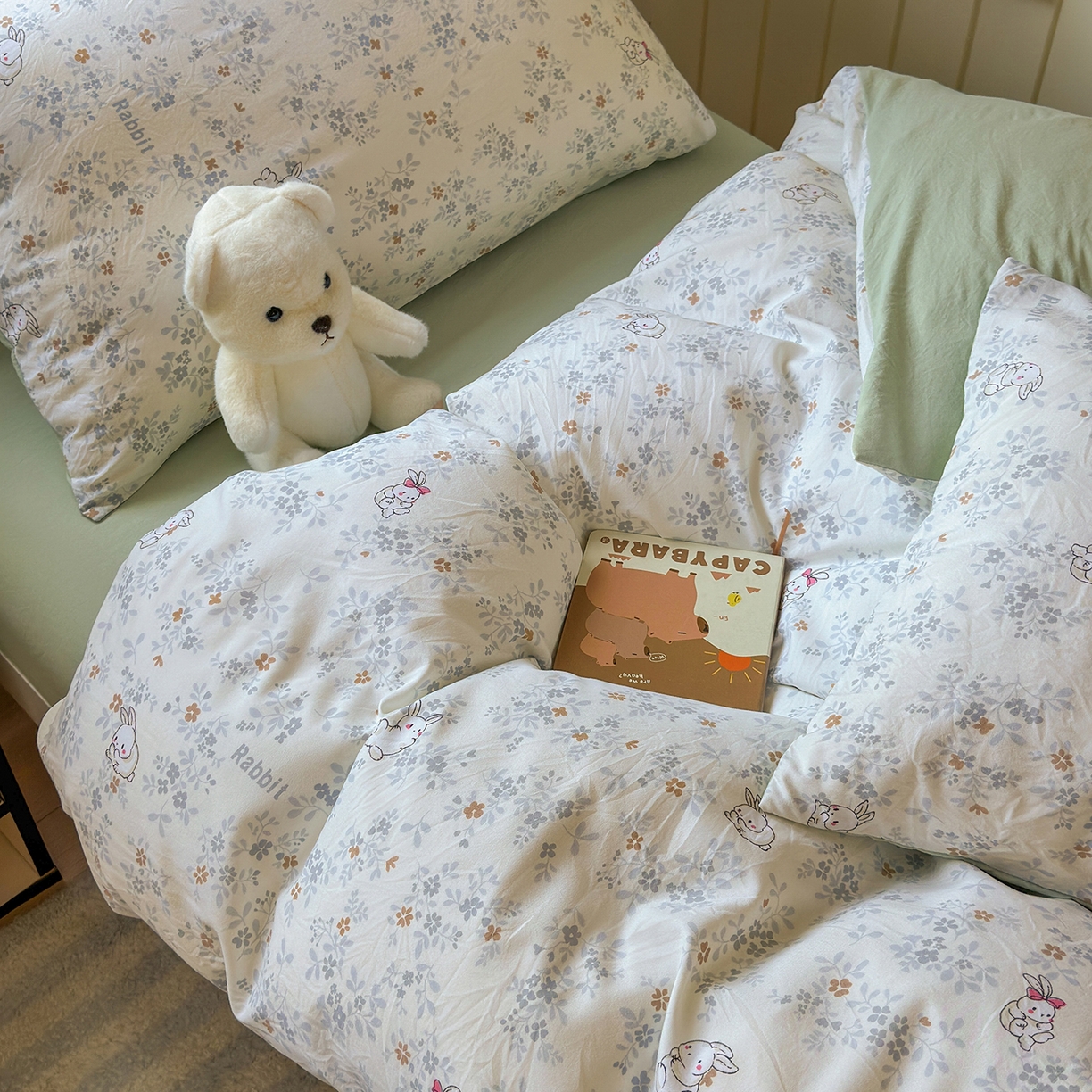 91家纺网 家纺一手货源 找家纺 沐芷 2025 开学季学生宿舍三件套 水洗棉四件套被套床单 繁花兔兔