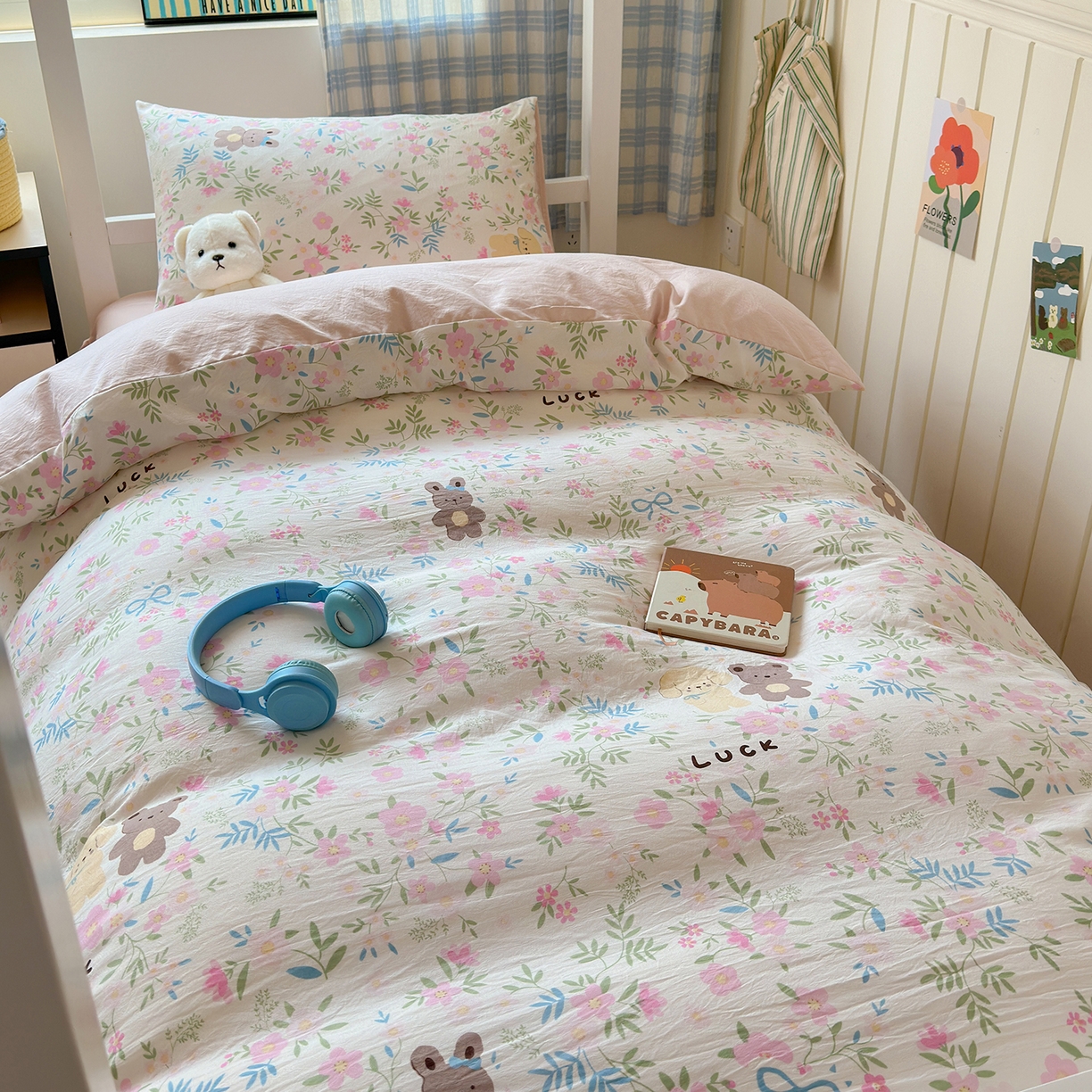 91家纺网 家纺一手货源 找家纺 沐芷 2025 开学季学生宿舍三件套 水洗棉四件套被套床单 花仙兔兔