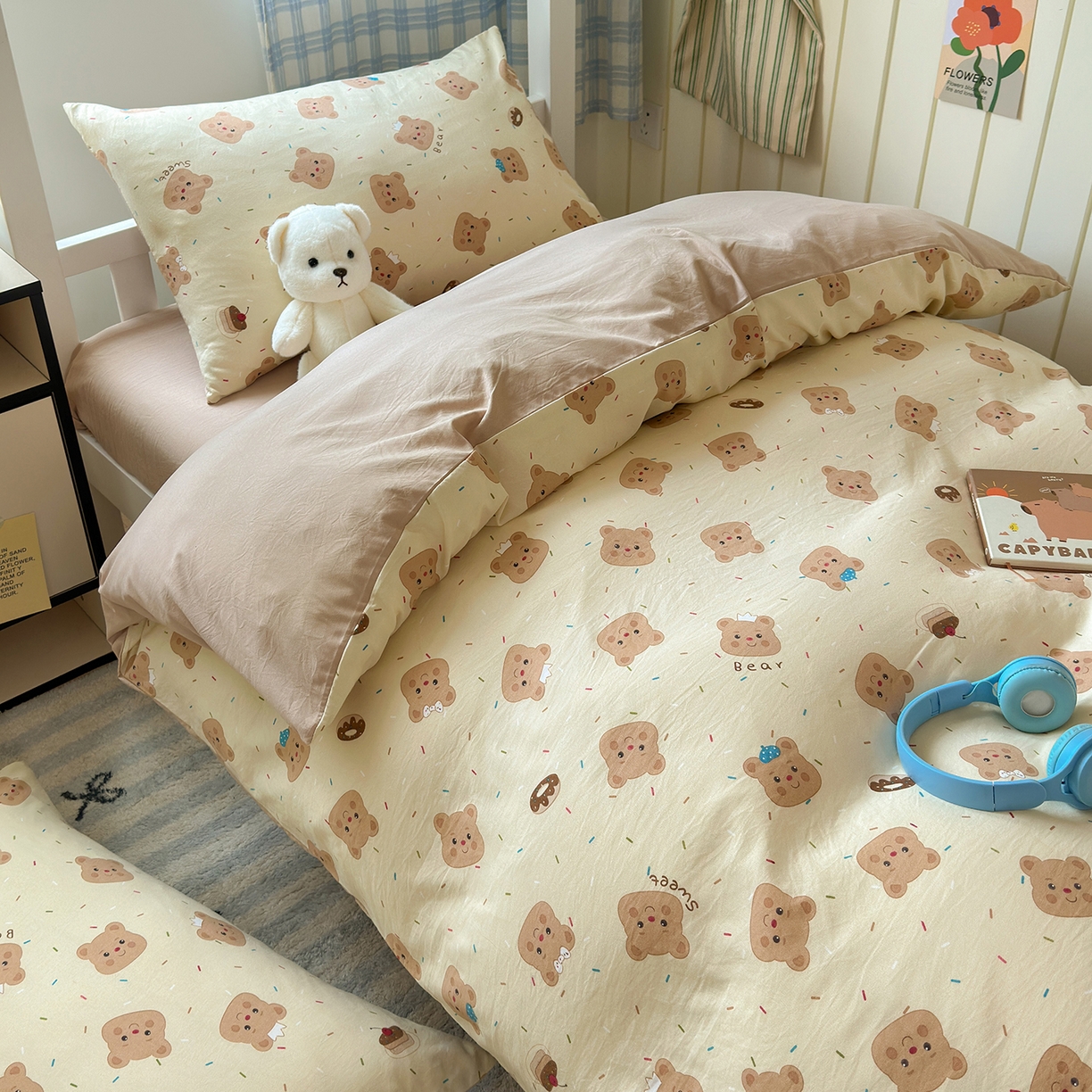 91家纺网 家纺一手货源 找家纺 沐芷 2025 开学季学生宿舍三件套 水洗棉四件套被套床单 黄油小熊