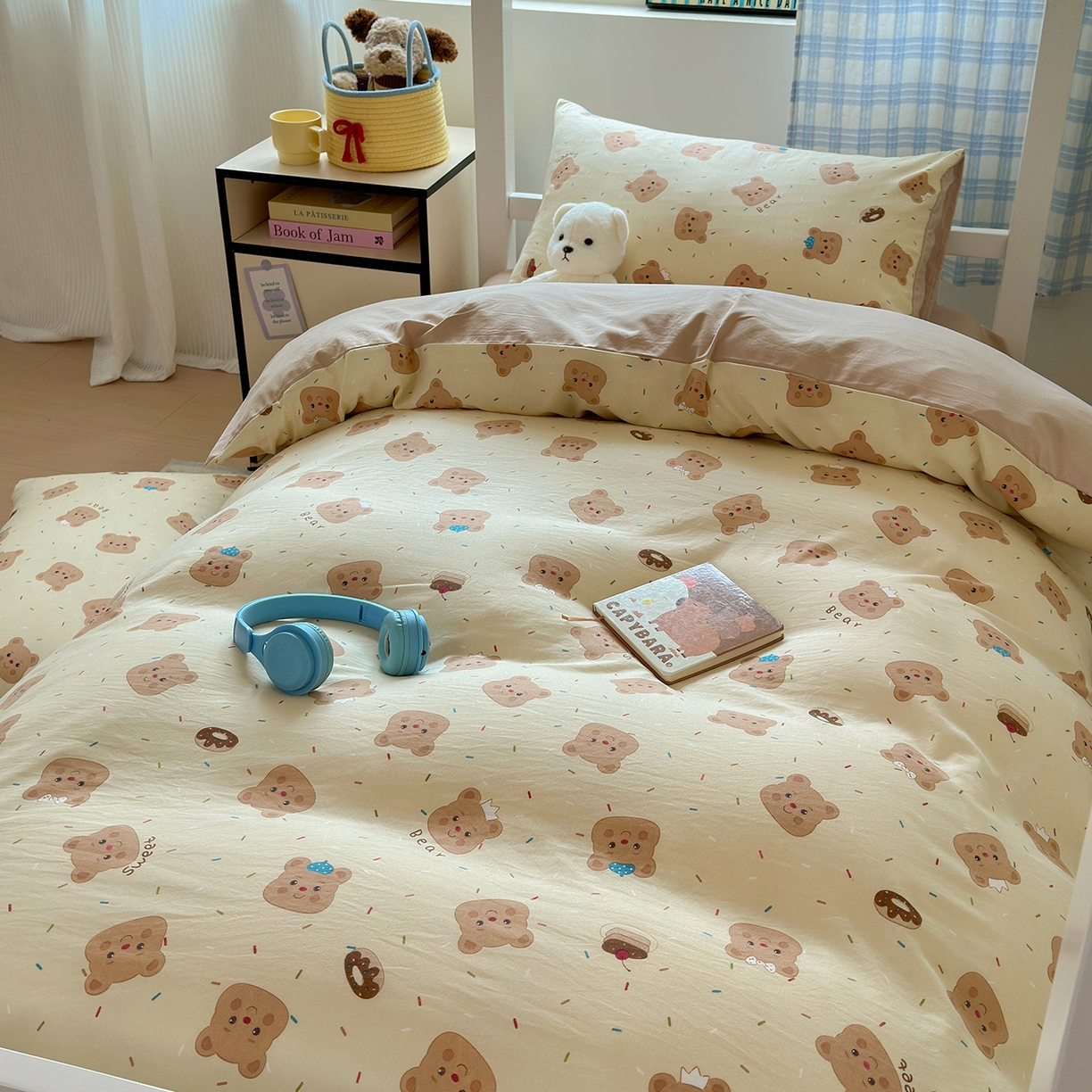 91家纺网 家纺一手货源 找家纺 沐芷 2025 开学季学生宿舍三件套 水洗棉四件套被套床单 黄油小熊