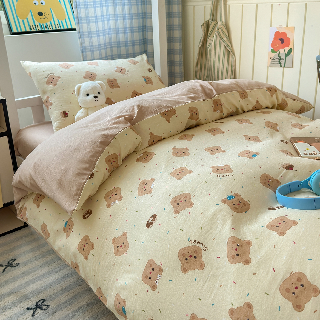 91家纺网 家纺一手货源 找家纺 沐芷 2025 开学季学生宿舍三件套 水洗棉四件套被套床单 黄油小熊