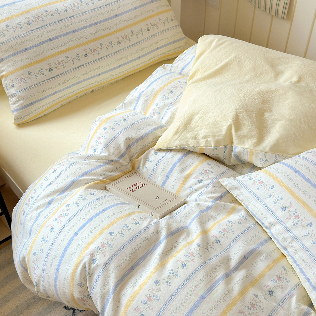 91家纺网 家纺一手货源 找家纺 沐芷 2025 开学季学生宿舍三件套 水洗棉四件套被套床单 空白诗