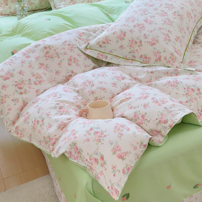 91家纺网 家纺一手货源 找家纺 （总）铭博家纺 2025新款直播爆款100%全棉吊边一字绣工艺款13070印花全棉四件套