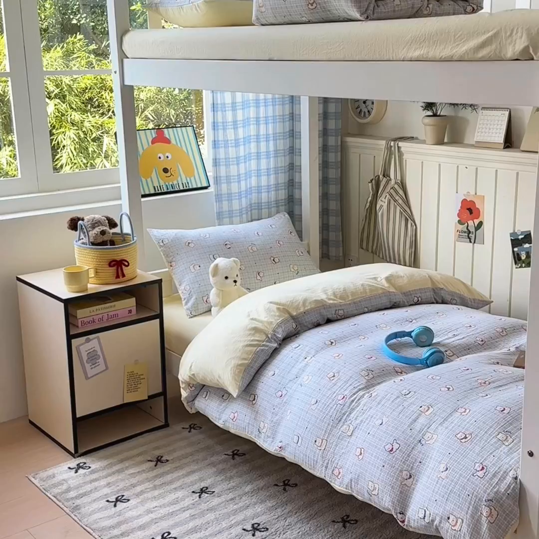 91家纺网 家纺一手货源 找家纺 沐芷 2025 开学季学生宿舍三件套 水洗棉四件套被套床单 蓝格西高地