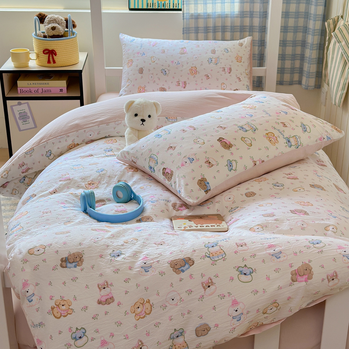 91家纺网 家纺一手货源 找家纺 沐芷 2025 开学季学生宿舍三件套 水洗棉四件套被套床单 萌狗花花