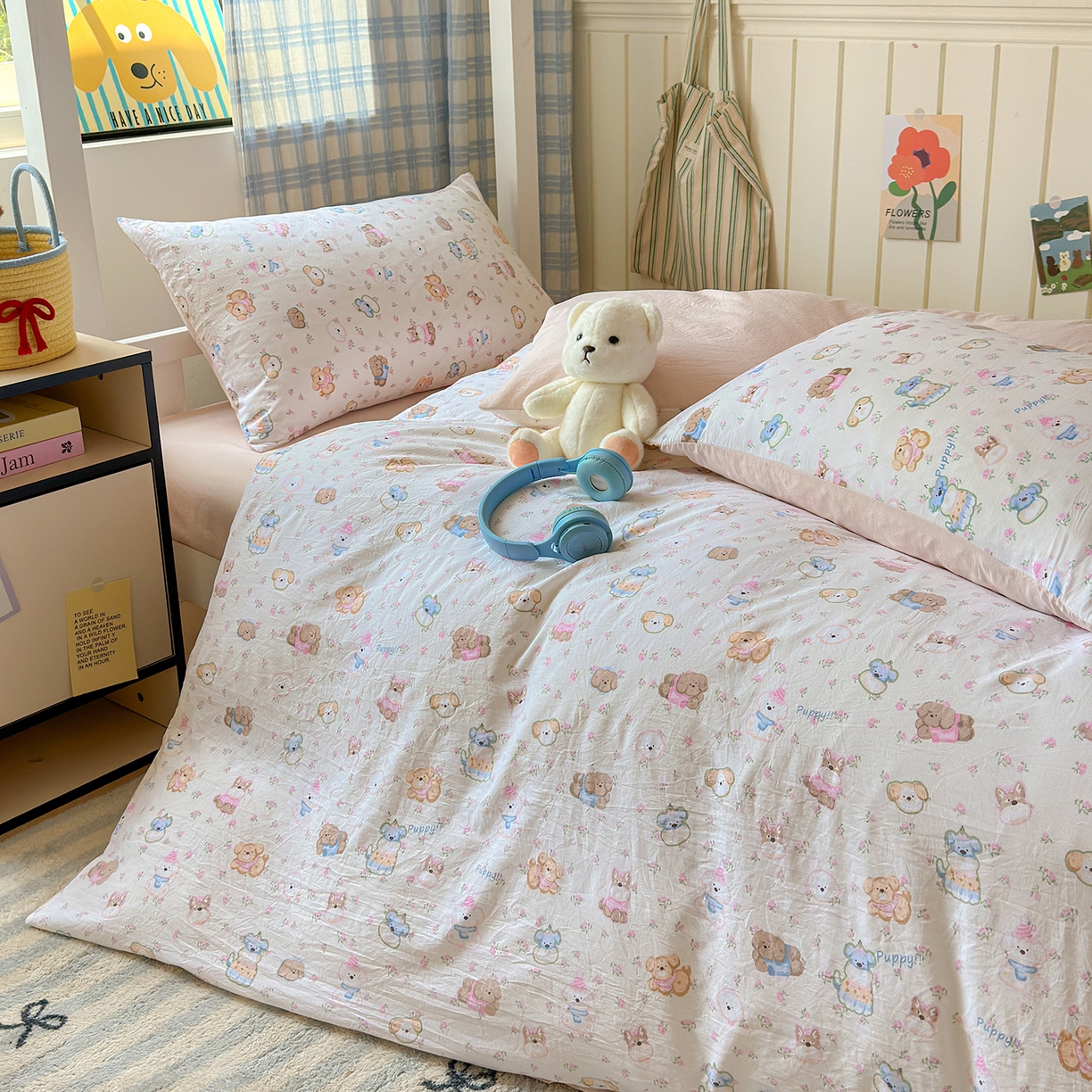 91家纺网 家纺一手货源 找家纺 沐芷 2025 开学季学生宿舍三件套 水洗棉四件套被套床单 萌狗花花