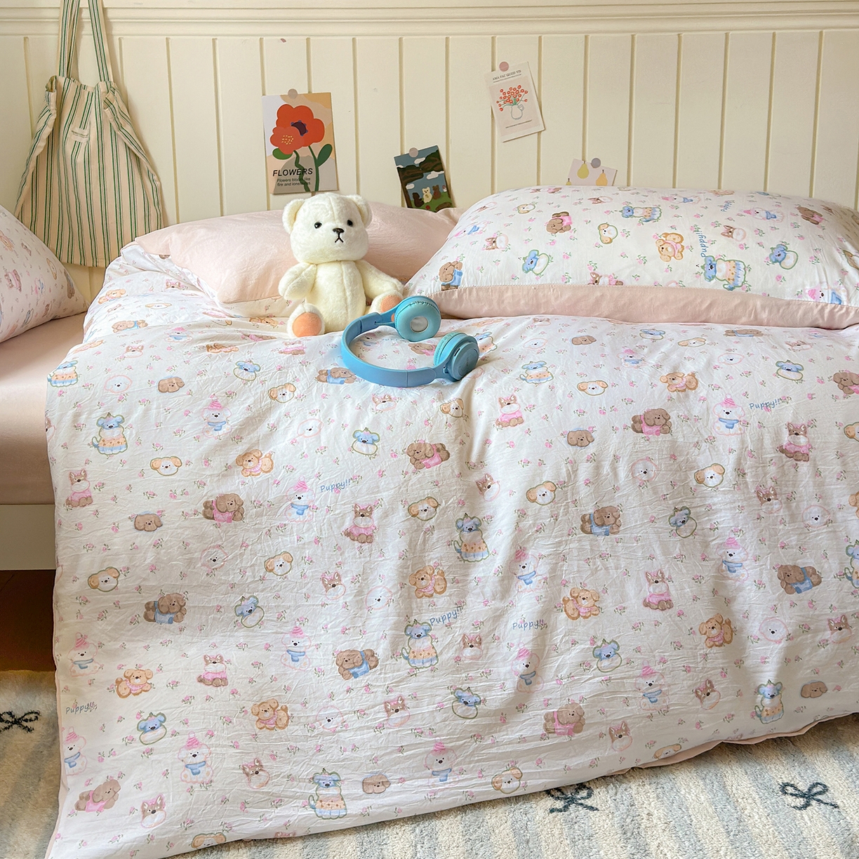 91家纺网 家纺一手货源 找家纺 沐芷 2025 开学季学生宿舍三件套 水洗棉四件套被套床单 萌狗花花