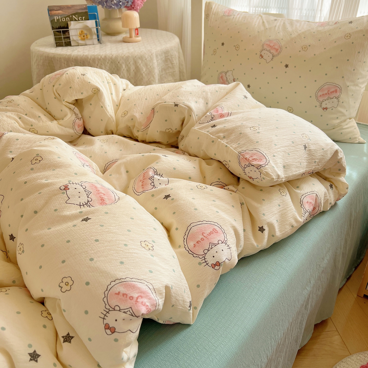 91家纺网 家纺一手货源 找家纺 繁花家居 2025新款木棉爆款学生床三件套四件套跑量款 爱心喵-白