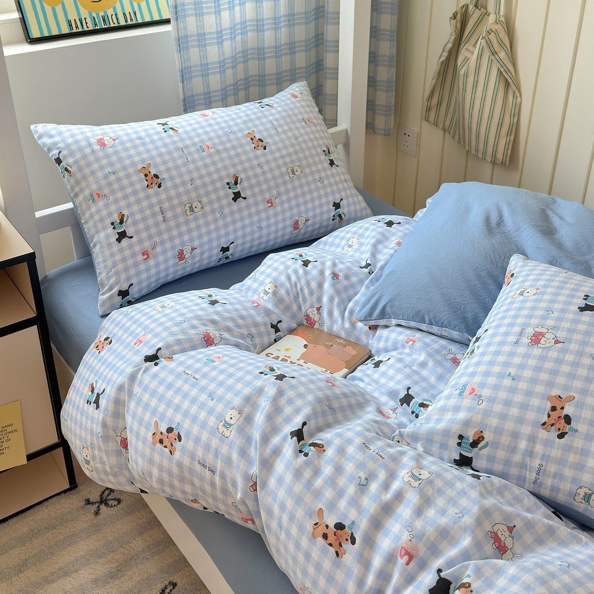 91家纺网 家纺一手货源 找家纺 沐芷 2025 开学季学生宿舍三件套 水洗棉四件套被套床单 汪星蓝町