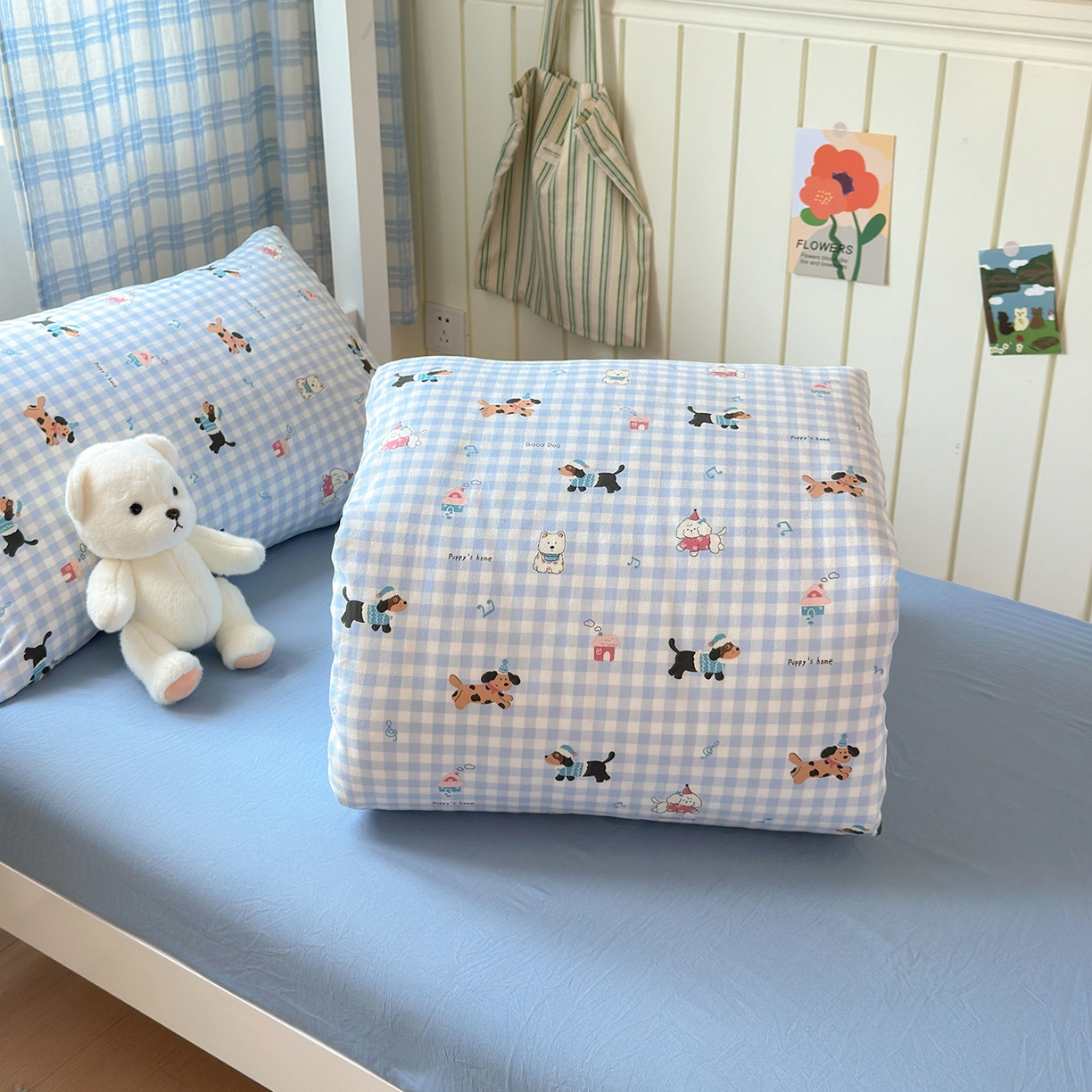 91家纺网 家纺一手货源 找家纺 沐芷 2025 开学季学生宿舍三件套 水洗棉四件套被套床单 汪星蓝町