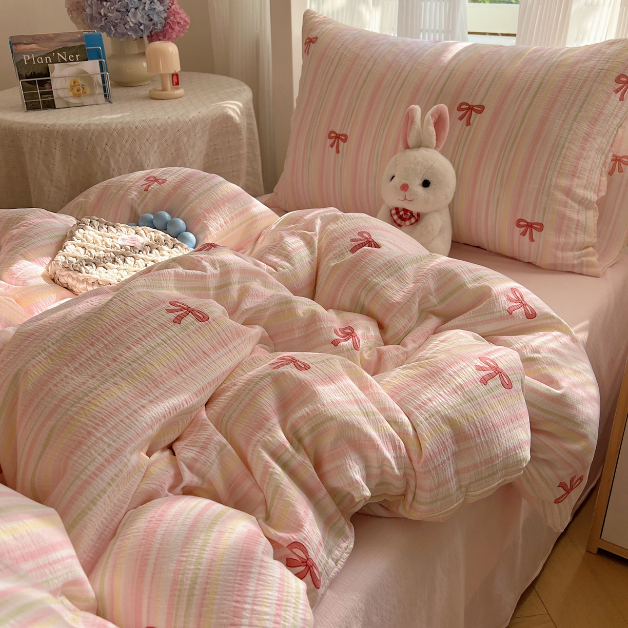 91家纺网 家纺一手货源 找家纺 繁花家居 2025新款木棉爆款学生床三件套四件套跑量款 粉黛佳人