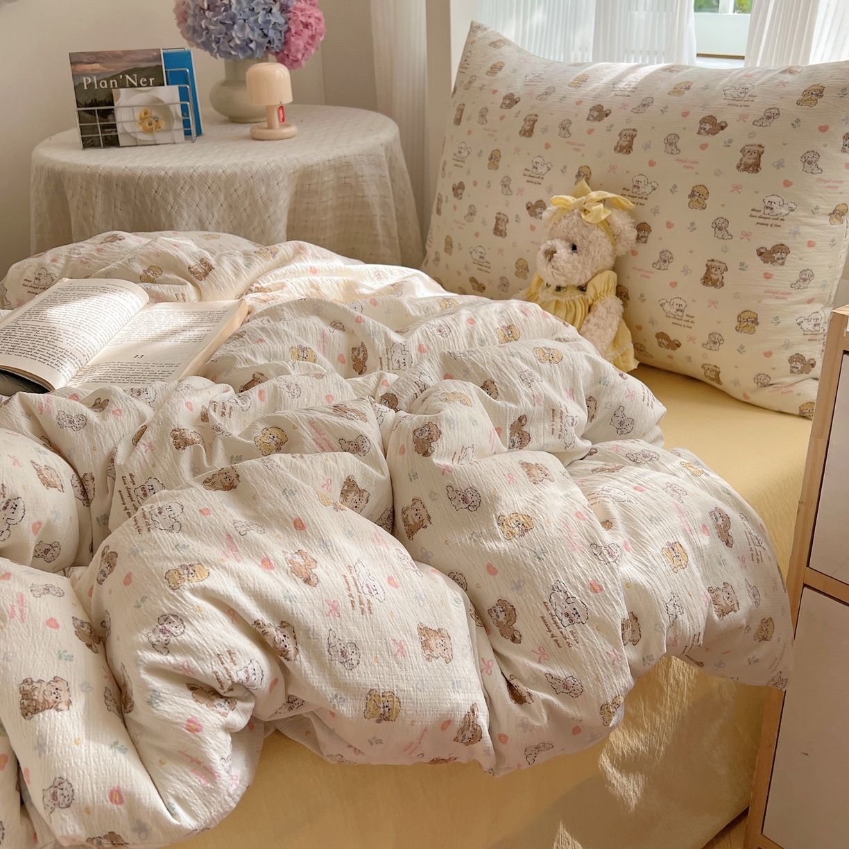 91家纺网 家纺一手货源 找家纺 繁花家居 2025新款木棉爆款学生床三件套四件套跑量款 狗狗家族