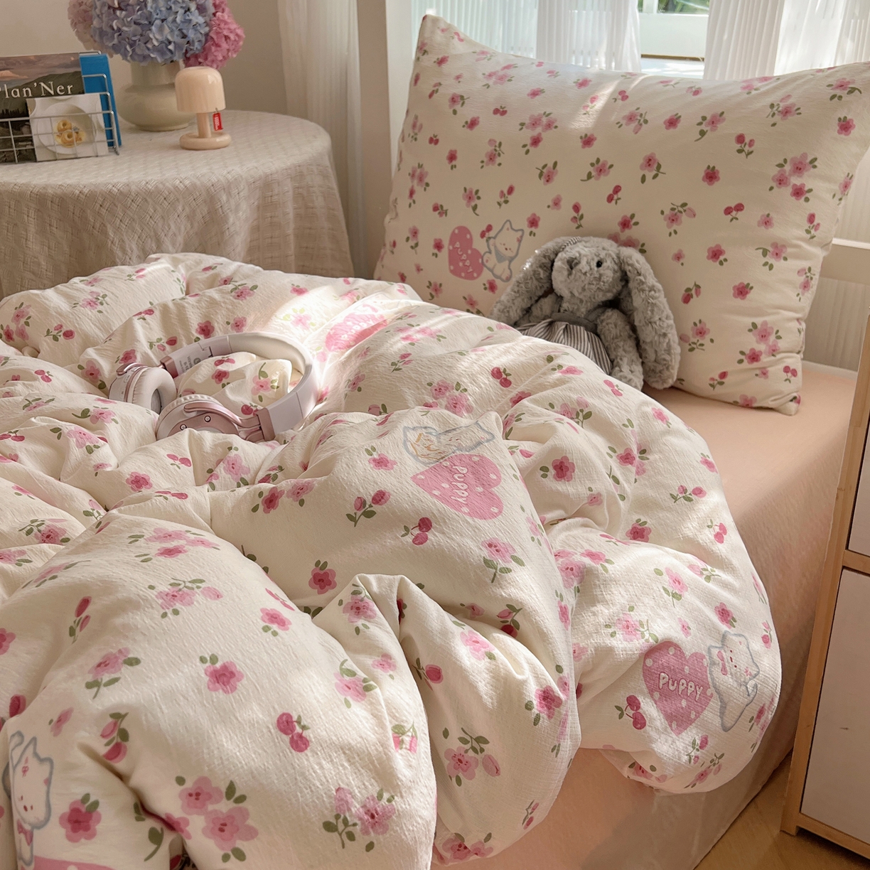 91家纺网 家纺一手货源 找家纺 繁花家居 2025新款木棉爆款学生床三件套四件套跑量款 花花狗