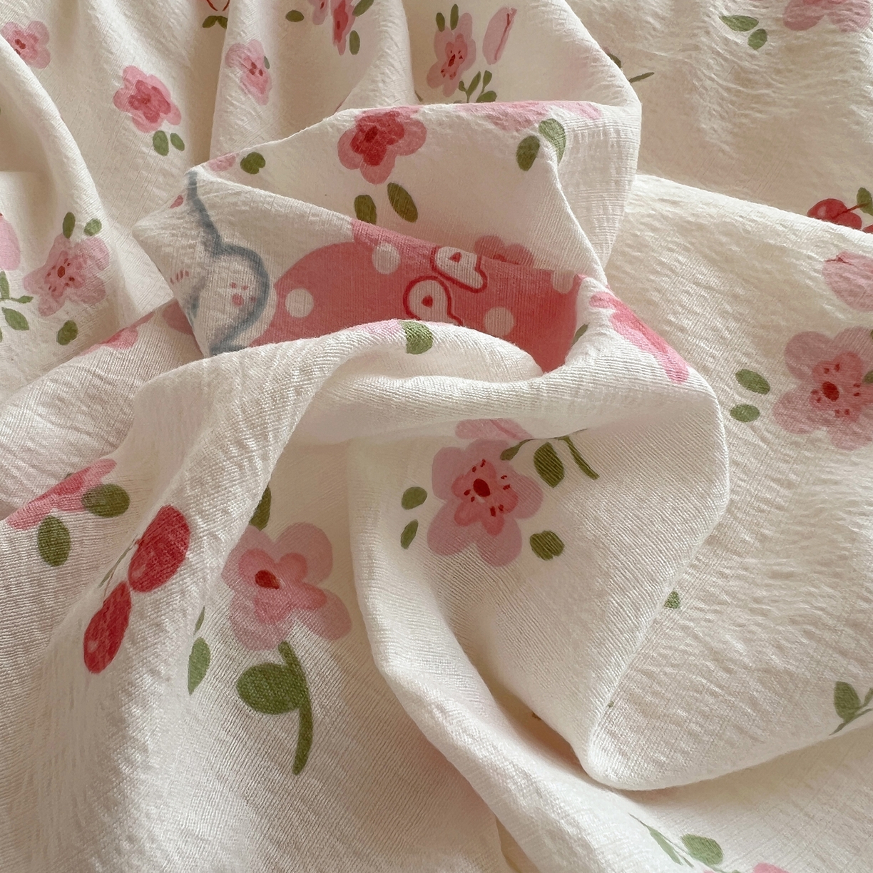 91家纺网 家纺一手货源 找家纺 繁花家居 2025新款木棉爆款学生床三件套四件套跑量款 花花狗