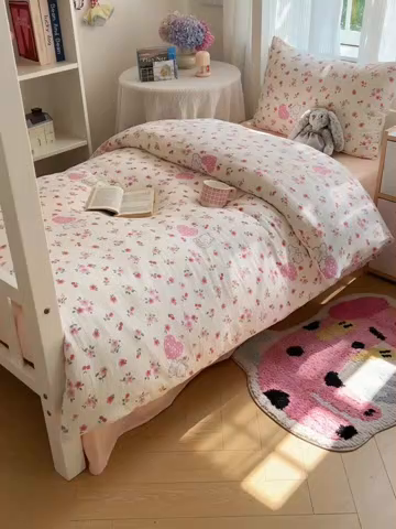 91家纺网 家纺一手货源 找家纺 繁花家居 2025新款木棉爆款学生床三件套四件套跑量款 花花狗