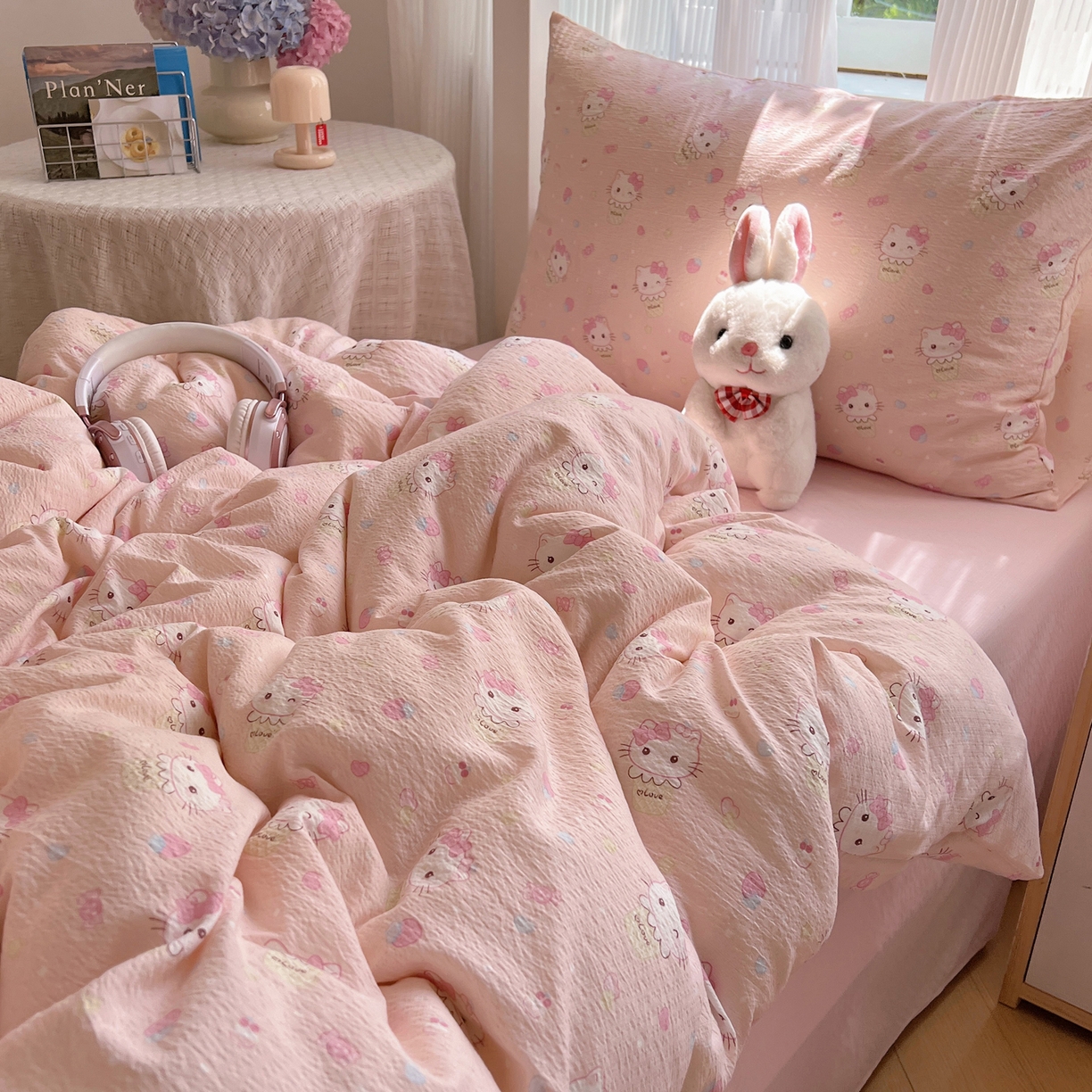 91家纺网 家纺一手货源 找家纺 繁花家居 2025新款木棉爆款学生床三件套四件套跑量款 甜筒小喵-粉