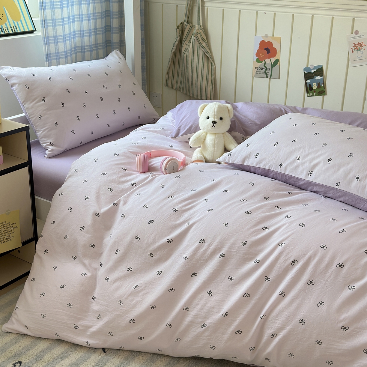 91家纺网 家纺一手货源 找家纺 沐芷 2025 开学季学生宿舍三件套 水洗棉四件套被套床单 紫色蝴蝶结