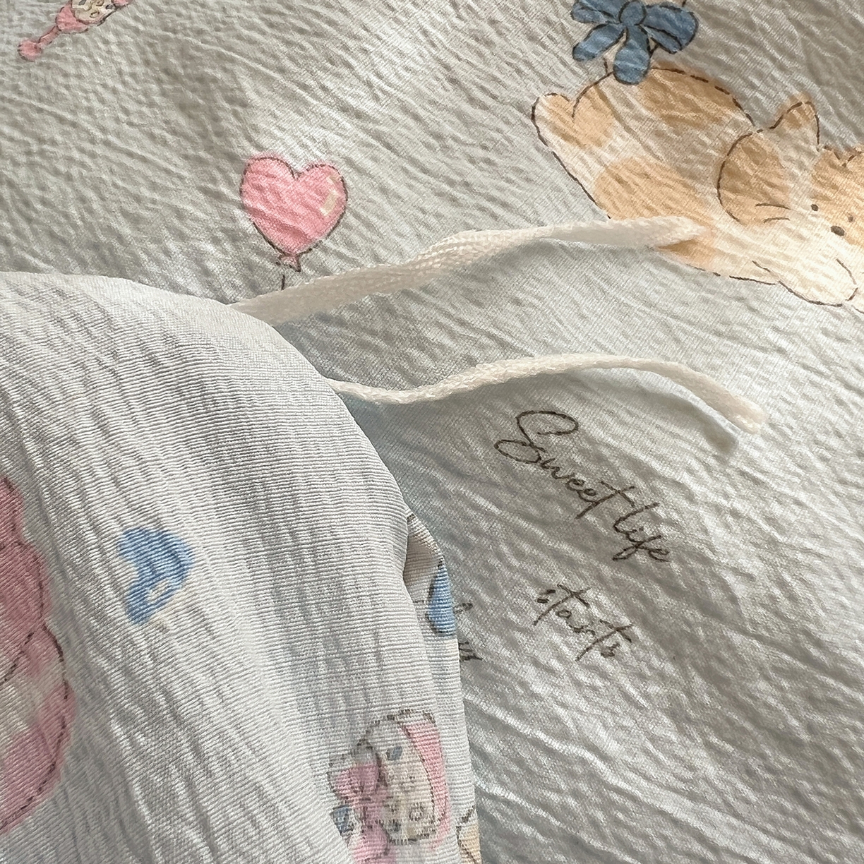 91家纺网 家纺一手货源 找家纺 繁花家居 2025新款木棉爆款学生床三件套四件套跑量款 小猫时光-蓝