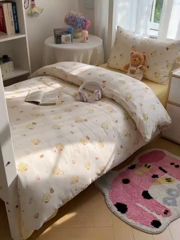 91家纺网 家纺一手货源 找家纺 繁花家居 2025新款木棉爆款学生床三件套四件套跑量款 元气布丁